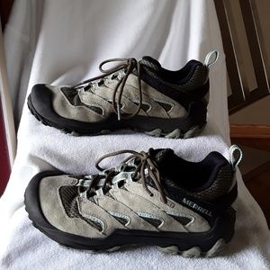 Merrell hiking shoes😀😀😀